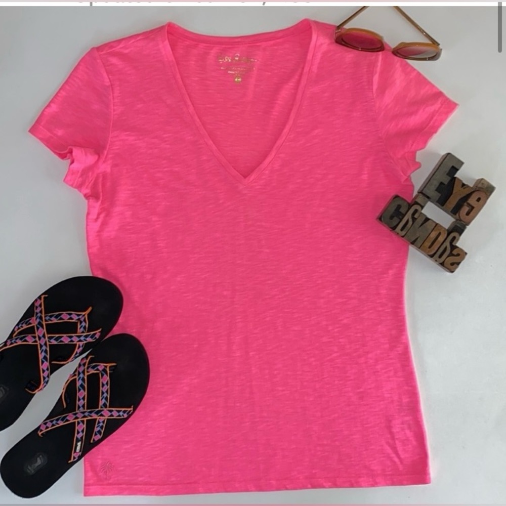 🆕🌴LILLY PULITZER ‘Etta’ V-Neck Top in Neon Pink